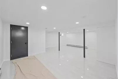 65 Mount Joy Avenue, Freeport, NY 11520 - Photo 27