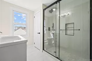 65 Mt Joy Ave, Freeport, NY 11520 - Photo 17