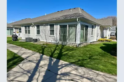 5 White Oak Court #5, Coram, NY 11727 - Photo 21
