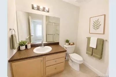 5 White Oak Court #5, Coram, NY 11727 - Photo 13