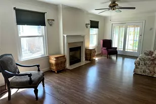 5 White Oak Ct, Coram, NY 11727 - Photo 11