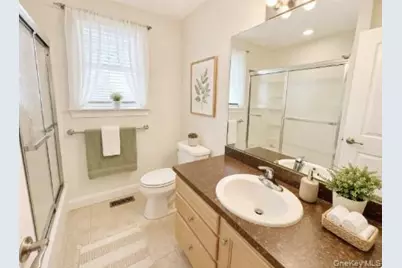 5 White Oak Court #5, Coram, NY 11727 - Photo 15