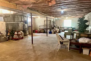 5 White Oak Ct, Coram, NY 11727 - Photo 19