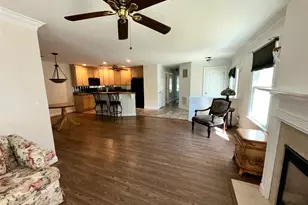 5 White Oak Ct, Coram, NY 11727 - Photo 7