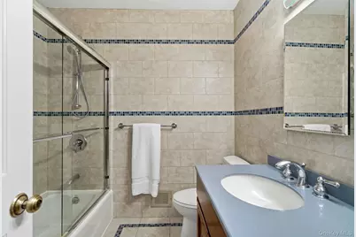 44 Darling Avenue, New Rochelle, NY 10804 - Photo 17