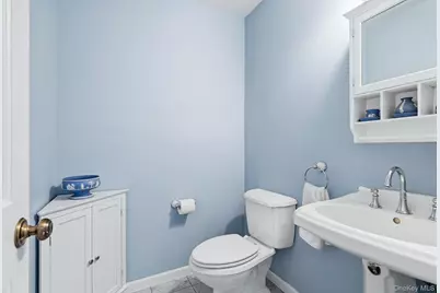 44 Darling Avenue, New Rochelle, NY 10804 - Photo 11