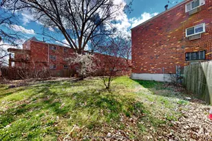 2471 Brown St, Brooklyn, NY 11235 - Photo 33