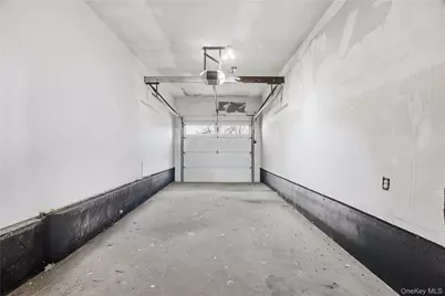 14 Platt Avenue, West Babylon, NY 11704 - Photo 25