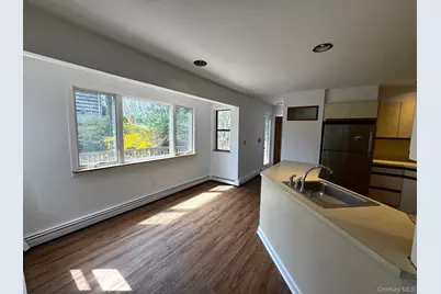 2581 Roanoke Avenue, Riverhead, NY 11901 - Photo 5