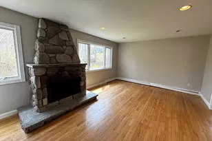 2581 Roanoke Ave, Riverhead, NY 11901 - Photo 7