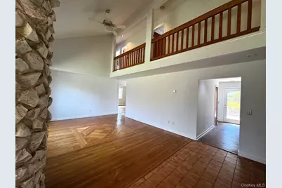 2581 Roanoke Avenue, Riverhead, NY 11901 - Photo 9