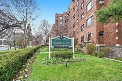1 Franklin Avenue #1D, White Plains, NY 10601 - Photo 1