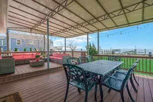 73 E Beach Promenade, Lindenhurst, NY 11757 - Photo 23