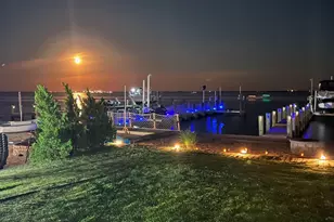 73 E Beach Promenade, Lindenhurst, NY 11757 - Photo 29