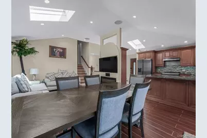 73 E Beach Promenade, Lindenhurst, NY 11757 - Photo 11