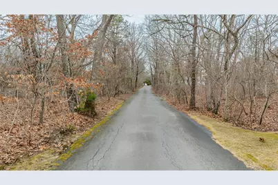 287 Dayton Avenue, Manorville, NY 11949 - Photo 5