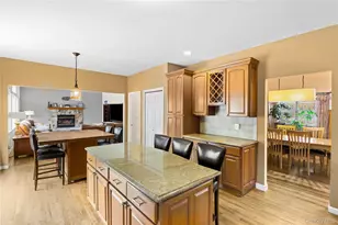 287 Dayton Ave, Manorville, NY 11949 - Photo 11