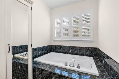 287 Dayton Avenue, Manorville, NY 11949 - Photo 25