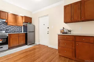 63-109 Saunders St, Rego Park, NY 11374 - Photo 3