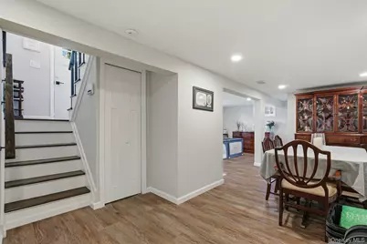 2903 Sipp Avenue, Medford, NY 11763 - Photo 27