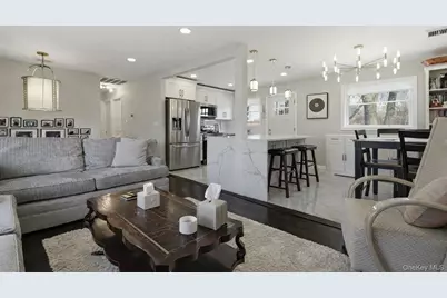 2903 Sipp Avenue, Medford, NY 11763 - Photo 9