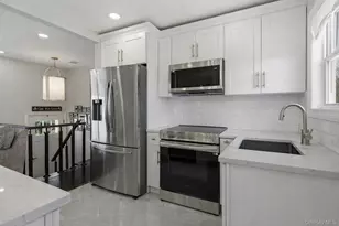 2903 Sipp Ave, Medford, NY 11763 - Photo 13