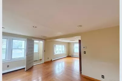 11 Waldo Avenue, Greenvale, NY 11548 - Photo 5