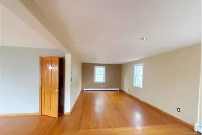 11 Waldo Avenue, Greenvale, NY 11548 - Photo 3