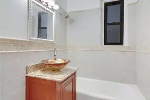 41-09 41st St, Sunnyside, NY 11104 - Photo 9