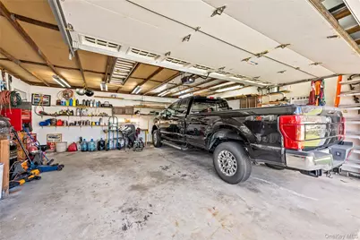 86 Tremont Avenue, Medford, NY 11763 - Photo 45