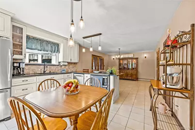 86 Tremont Avenue, Medford, NY 11763 - Photo 35