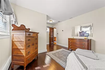 86 Tremont Avenue, Medford, NY 11763 - Photo 21