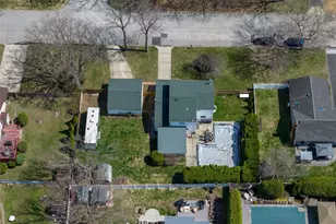 86 Tremont Ave, Medford, NY 11763 - Photo 11