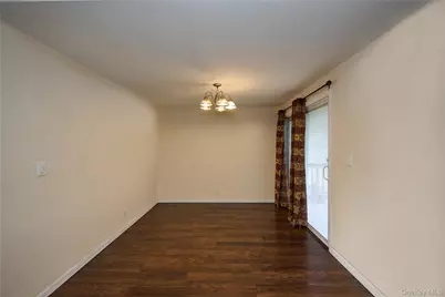390 Townline Road, Commack, NY 11725 - Photo 7