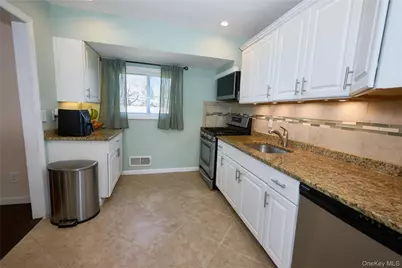 390 Townline Road, Commack, NY 11725 - Photo 5
