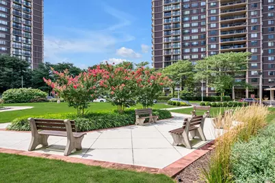 27010 Grand Central Parkway #30V, Floral Park, NY 11005 - Photo 41