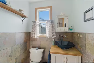 5 Erlwein Court, Massapequa, NY 11758 - Photo 11