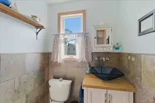 5 Erlwein Ct, Massapequa, NY 11758 - Photo 11