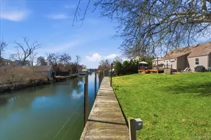 5 Erlwein Ct, Massapequa, NY 11758 - Photo 27