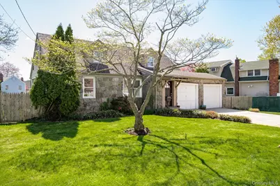 5 Erlwein Court, Massapequa, NY 11758 - Photo 3