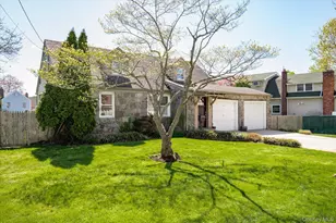 5 Erlwein Ct, Massapequa, NY 11758 - Photo 3