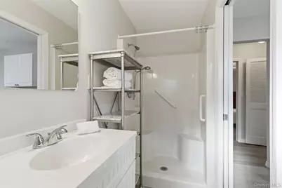 120 Greenlawn Road, Huntington, NY 11743 - Photo 13