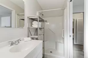 120 Greenlawn Rd, Huntington, NY 11743 - Photo 13