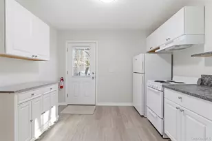 120 Greenlawn Rd, Huntington, NY 11743 - Photo 9