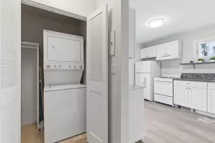 120 Greenlawn Rd, Huntington, NY 11743 - Photo 7