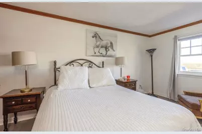 582 Hayground Road, Water Mill, NY 11976 - Photo 5