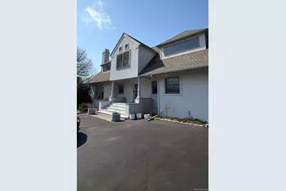 582 Hayground Road, Water Mill, NY 11976 - Photo 17