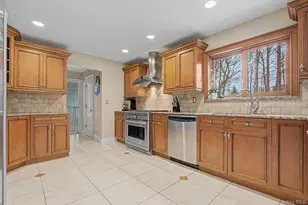 19 S Constitution, Tappan, NY 10983 - Photo 13