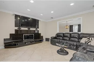 19 S Constitution, Tappan, NY 10983 - Photo 5