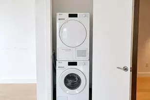 136-18 Maple Ave, Flushing, NY 11355 - Photo 9